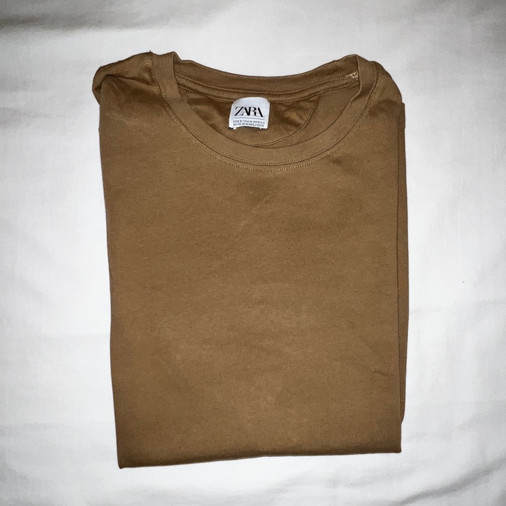 Zara Tee